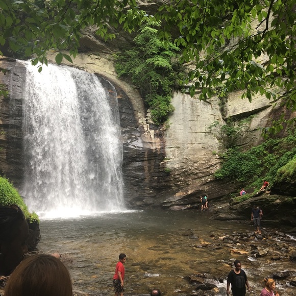 ⭐️Welcome to my Closet! Make yourself at home! - Picture 4 of 7